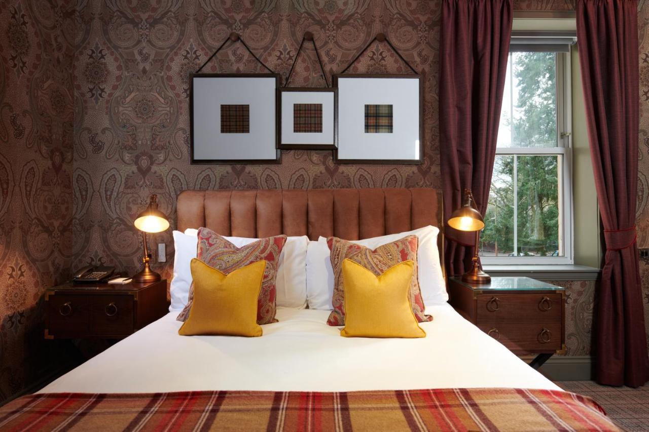 Cameron House On Loch Lomond Alexandria Exteriér fotografie A bedroom at the hotel