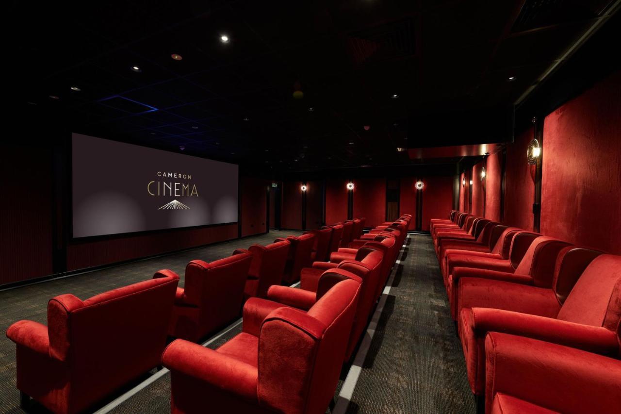 Cameron House On Loch Lomond Alexandria Exteriér fotografie The interior of a typical movie theater
