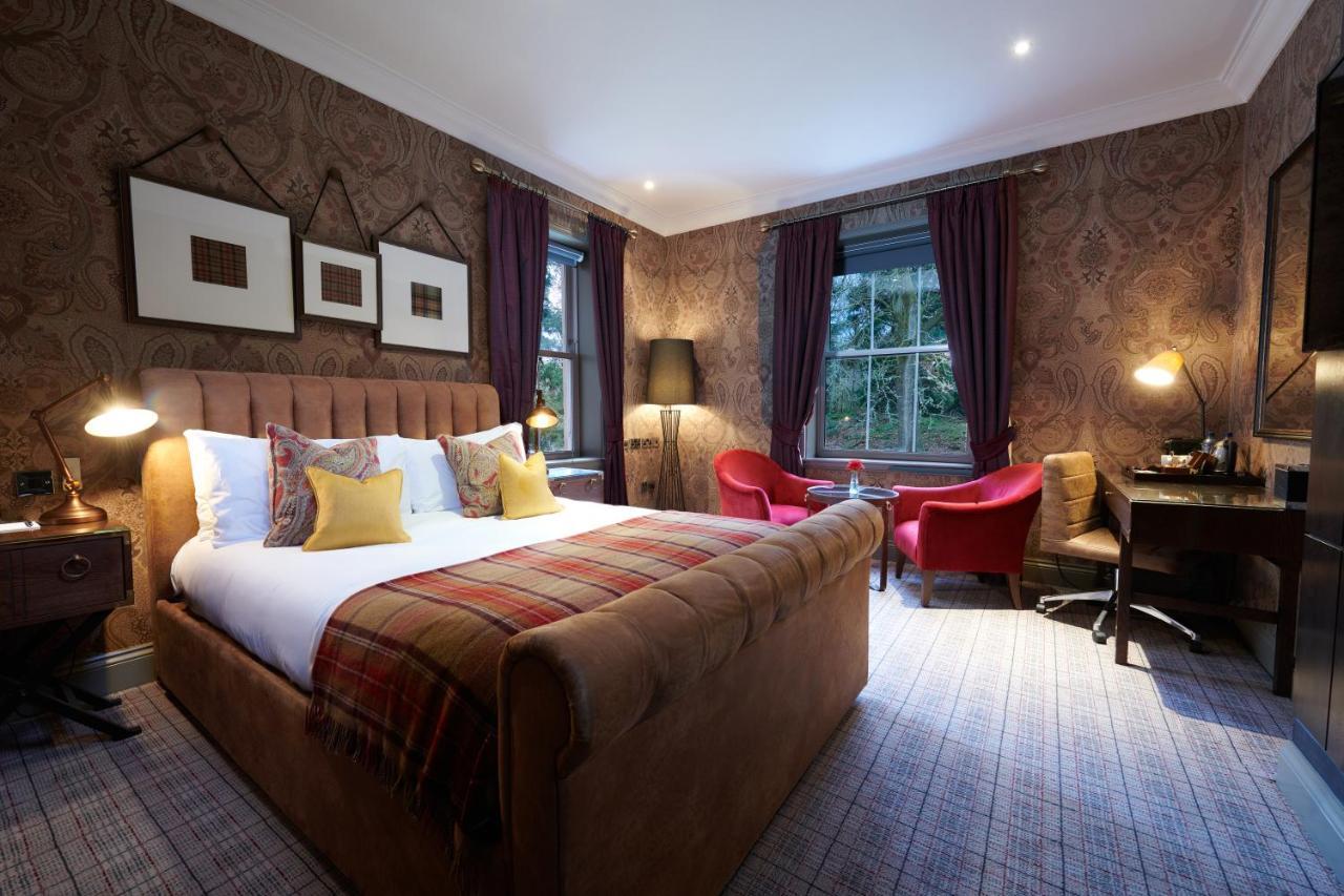 Cameron House On Loch Lomond Alexandria Exteriér fotografie A bedroom at The Grove