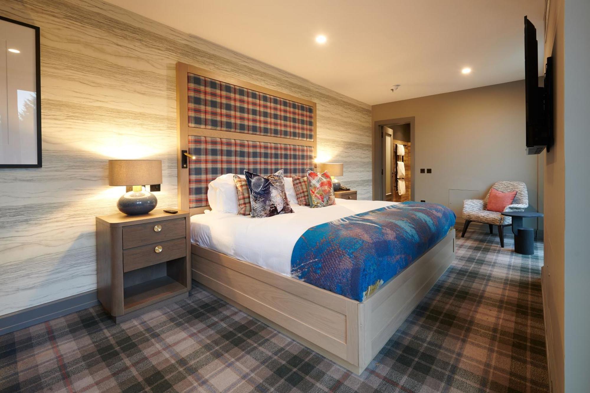 Cameron House On Loch Lomond Alexandria Exteriér fotografie A bedroom at the hotel