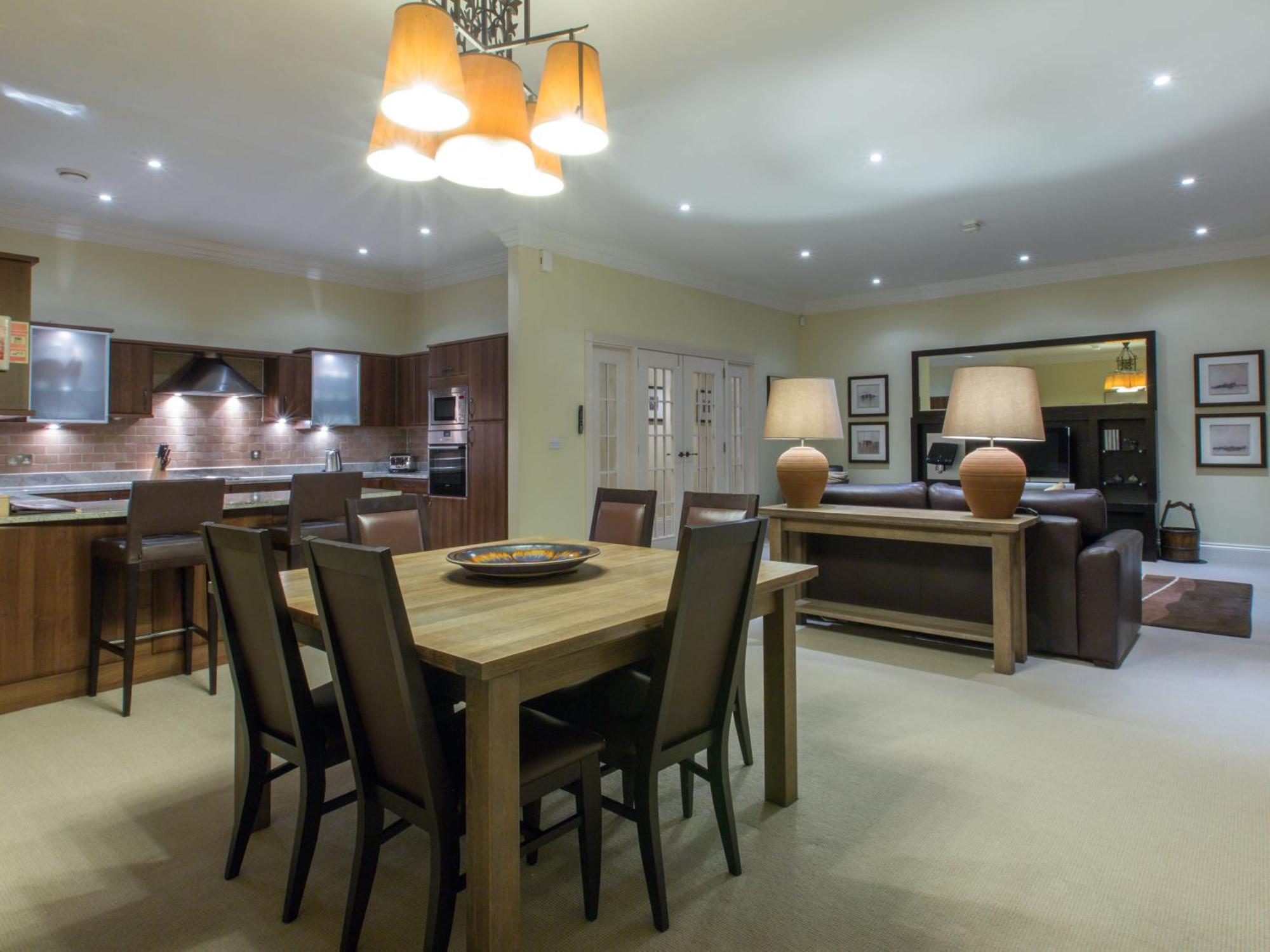 Cameron House On Loch Lomond Alexandria Exteriér fotografie A typical apartment interior